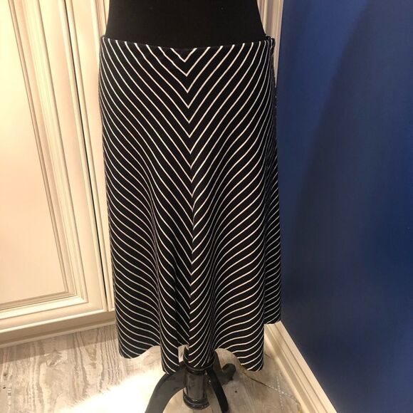 Ann Taylor/mossimo skirt/top outfit sm/med - Picture 11 of 11